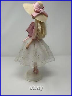 #1 Lingerie Barbie Silkstone BFMC Mattel 26930 Wearing Garden Party 26933