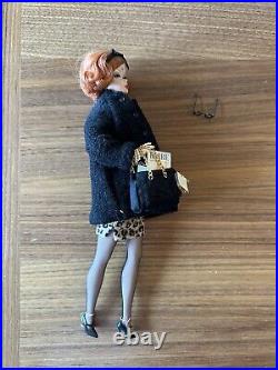 2000 Silkstone Barbie Doll Fashion Model Fashion Editor FAO Schwarz 28377