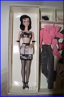 2002 Silkstone Barbie Fashion Model Collection Brunette A Model Life Gift Set