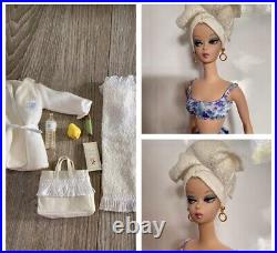 2003 Barbie Fashion Model Spa Getaway Silkstone Doll READ & SEE PICS
