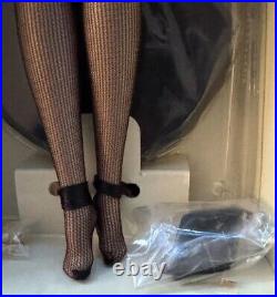 2004 A Trace of Lace Barbie Doll Silkstone SIGNED #G7212 NRFB Gold Label