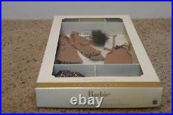 2004 Barbie Fashion Model Collection SPOTTED SHOPPING Gold Label Fashion, NEW