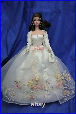 2006 Lady of the Manor Silkstone Barbie Fashion Model with Box, Displayed