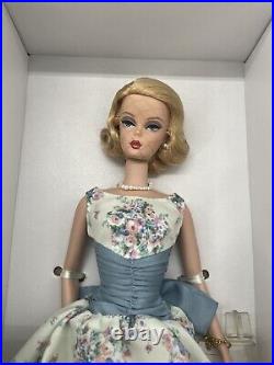 2010 Mad Men Betty Draper Silkstone Barbie Fashion Model Gold Label NIB