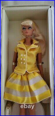 2010 Palm Beach Honey Silkstone Barbie Doll With Shipper Nrfb Gold Label R4485