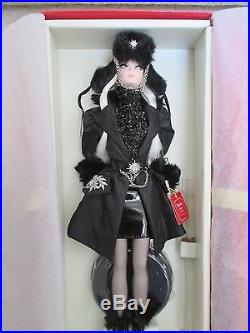 2011 Barbie Fashion Doll Collection Gold Label Silkstone Verushka #T7674