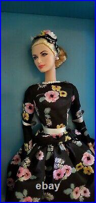 2011 Grace Kelly The Romance Silkstone Doll Nrfb Gold Label T7944