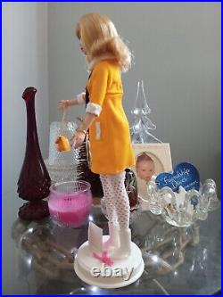 2011 Mattel Nighty Brights Francie