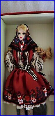 2011 Rare Mila Silkstone Barbie Doll Nrfb Gold Label T7672