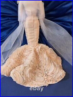 2012 Mermaid Gown Silkstone Barbie Doll Bfmc Gold Label # X8254