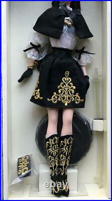 2013 DULCISSIMA Silkstone Barbie DollGold LabelNIBNRFBRare