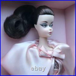 2015 Blush Beauty Silkstone Barbie DollGold LabelCHT04NIBNRFBRare