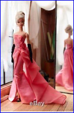 2016 GLAM GOWN Silkstone Fashion Model Barbie Doll NEW