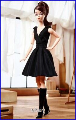 2016 Silkstone Barbie Classic Black Dress Brunette Nrfb Dwf53