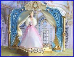 2018 Barbie Convention BFMC Silkstone RUNWAY Diorama Fashion Doll Collector