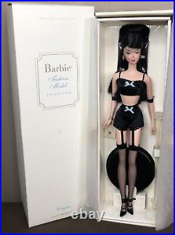 BARBIE Fashion Model Collection LINGERIE DOLL Mattel Silkstone Brunette 29651