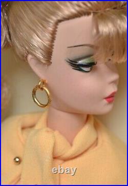 BARBIE Secretary SILKSTONE Mattel Fashion Model Collection