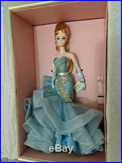 BARBIE TRIBUTE SILKSTONE DOLL 2010 GOLD LABEL NRFB (see pictures & description)