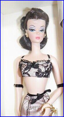 BFMC A Model Life Genuine Silkstone Body L. E. NRFB Gift Set Girl Doll Very nice