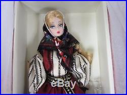 Barbie Collector's Doll Fashion Model Mila Silkstone Body 1 Of 5800 Gold Label