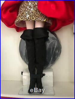 Barbie Darya Silkstone Doll 2010 Gold Label Mattel Nrfb