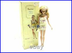 Barbie Edition Limited Mattel L9596 Tout Of Suite Label Gold Silkstone