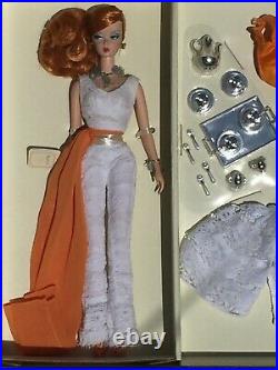 Barbie Fashion Model Hollywood Hostess Gift NRFB