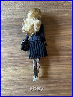 Barbie Fashion Model PRETTY PLEATS Silkstone Doll J0956 2006 ROBERT BEST