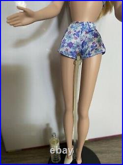 Barbie Fashion Model Trenchsetter Spa Getaway Silkstone Doll READ & SEE PICS