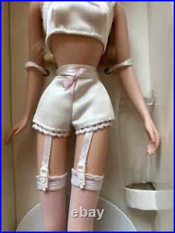 Barbie Silkstone #1 Blonde Lingerie Doll 2000 Mattel LE # 26930 BFMC