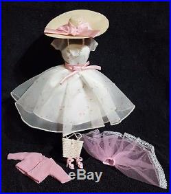 Barbie Silkstone Garden Party Fashion Model Collection 2000 Doll Clothes 26933