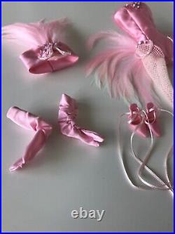 Barbie Silkstone showgirl Outfit