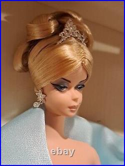 Barbie Stolen Magic Fashion Model Coll Silkstone-i/c No Stand #27084-18542 2005