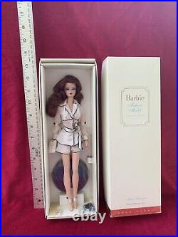 Barbie Suite Retreat Fashion Model Silkstone Gold Label Auburn Hair 2005 BFMC