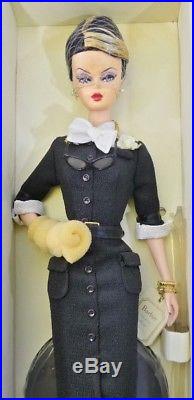 Barbie The Shopgirl Silkstone Doll Gold Label Coleccion M4971 Fashion Model