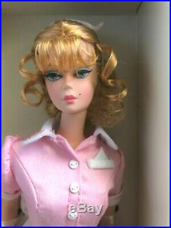 Beautiful The Waitress Silkstone Barbie Nrfb