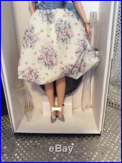 Betty Draper Mad Men Silkstone Barbie Doll Fashion Model 2010 Gold Label T2153