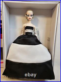 Black & White Forever Silkstone Barbie Doll 2018 Gold Label Mattel Fxf25 Nrfb