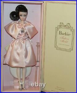 Blush Beauty Silkstone Barbie Doll #CHT04 NRFB 2015 Gold Label 4,400 Worldwide