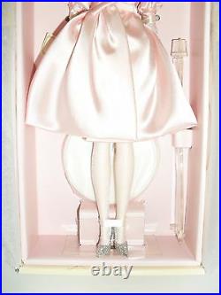 Blush Beauty Silkstone Barbie Nrfb With Shipper Fan Club Exclusive 4400