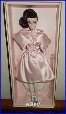 Blush Beauty Silkstone-barbie-bfc. Exc-2015-still Sealed In Original Shipper