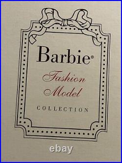 Boucle Beauty Silkstone Barbie Doll NRFB 2014 Gold Label Mattel CGT25