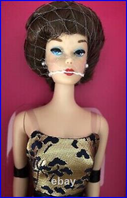 Brownette Bubble Cut 1961 Reproduction Silkstone Barbie Doll & Clutch Bag