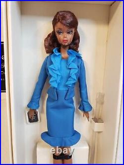 City Chic Suit Aa Silkstone Barbie Doll 2015 Gold Label Mattel Dgw57 Nrfb