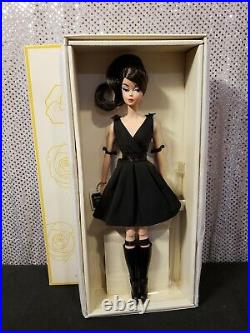 Classic Black Dress Brunette Silkstone Barbie Doll 2016 Gold Label Mattel Dwf53