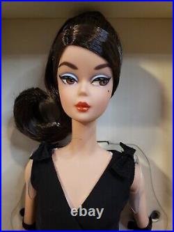 Classic Black Dress Brunette Silkstone Barbie Doll 2016 Gold Mattel Dwf53 Nrfb