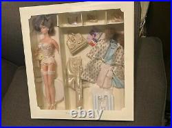 Continental Holiday Giftset SILKSTONE Barbie Doll LINGERIE FASHION MODEL NEW NIB