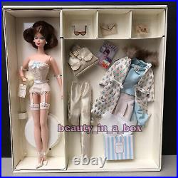 Continental Holiday Giftset Silkstone Barbie Doll Fashion Model Collection