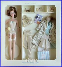 Continental Holiday Giftset Silkstone Barbie doll & outfit BFMC 2001 NRFB 55497