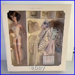 Continental Holiday Giftset2002 Silkstone Barbie Limited Edi. Robert Best 55497